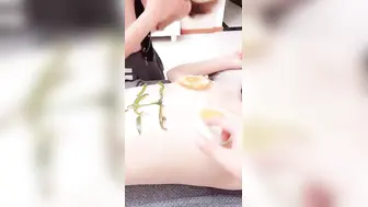 两个欠网贷美女，人体寿司和大款粉丝，3P啪啪