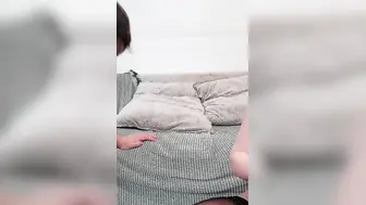 新人小少妇黑丝高跟情趣诱惑被小哥哥镜头前玩弄骚穴，撅着屁股掰开给狼友看，疯狂草嘴滴蜡调教，淫声荡语不断