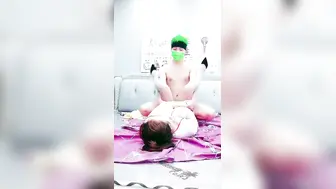 巨奶女技师【上篇】露脸跟小哥激情啪啪，口交舔逼道具玩弄，大奶子玩乳交真刺激，让小哥各种体位爆草抽插大奶子乱晃