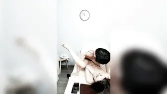 【权少很骚呢】眼睛小伙逍遥一夜，肤白貌美清纯范，长裙飘飘，身材好，后入蜜桃臀，粉乳狂揉暴插不止
