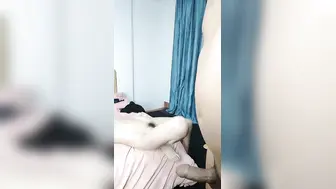【极品大骚逼】乍一看有几分像杨幂，180cm的长腿妹妹，纯欲天花板，轮番上场干，尤物不能放过