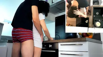 【中法情侣性爱日记】肚子饿死了，男朋友用他的鲜奶油喂饱我，在厨房就把我给操了， 双角度自拍，高清1080P原版无水印