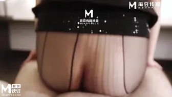 米菲兔SZL_035淫欲旺盛的姐姐色诱表弟家中做爱