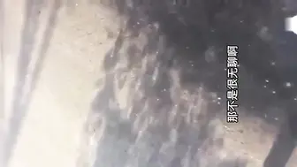 勾搭工地小伙子，小伙太激动没憋住内射了