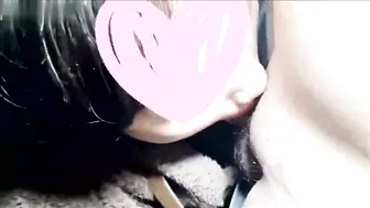 少妇在楼道里安全通道偷情做爱口交爆出