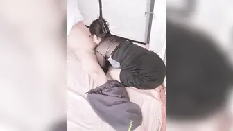 带妹妹户外露营帐篷里操美了快射老公来电话了