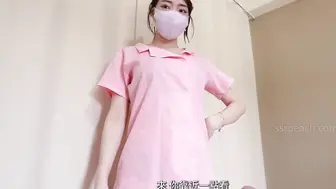 调皮的病人戏弄女护理师，护理师大怒：「我们护理师，可不是服务业」